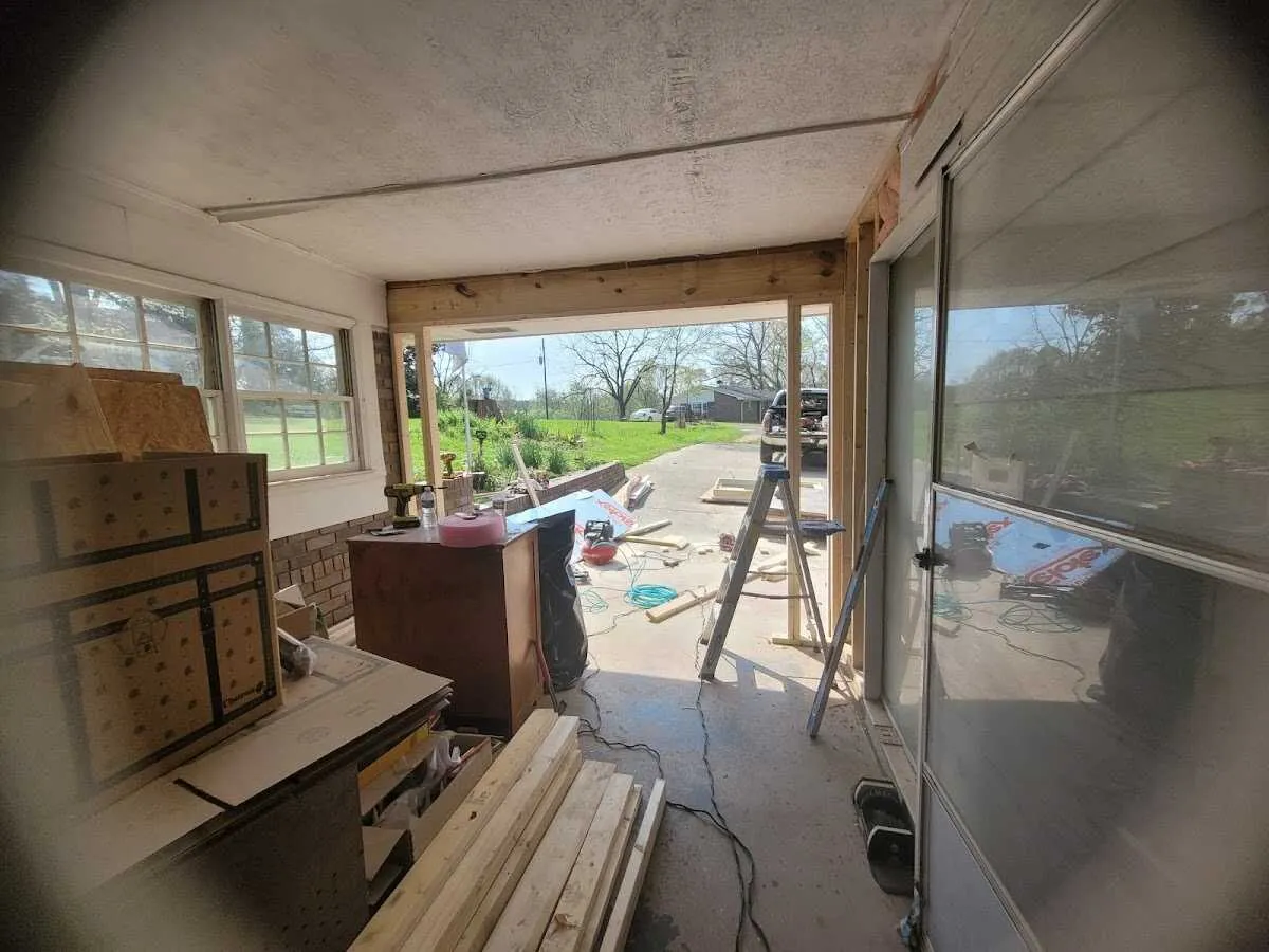 Air movers and dehumidifier for Drying & Dehumidification in Blanchard